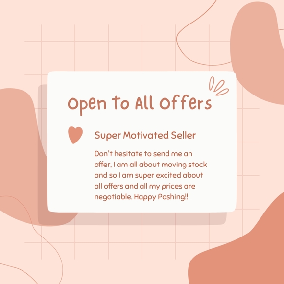 Hoodie with sparkly wording- tag says XXL, fits more like a medium/large - Picture 12 of 12